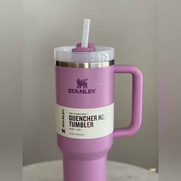 Stanley Quencher H2.0 Flowstate 40oz Tumbler - Picture 9 of 12
